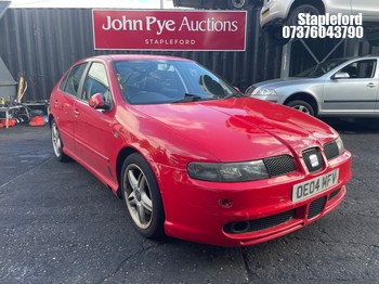 Location: Stapleford - 2004 SEAT LEON 20V TURBO CUPRA 5 Door Hatchback REG: OE04MFV, Keys: No, MOT Expiry date: 21/04/2026, 1781 Petrol, 6 Speed Manual Petrol, Former Keepers: 4