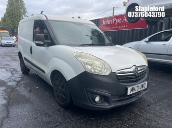 Location: Stapleford - 2013 VAUXHALL COMBO 2000 L1H1 CDTI S/S Panel Van REG: MV13UWO, Keys: Yes, MOT Expiry date: 28/08/2026, 1598 Diesel, 6 Speed Manual Diesel, Former Keepers: 3