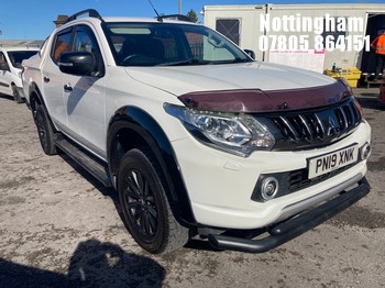 Location: Nottingham - 2019 MITSUBISHI L200 BARBARIAN BLACK DI-D PICK-UP REG: PN19XNK, 2442cc DIESEL, 5 SPEED AUTO DIESEL, Former Keepers: 2, Keys: Yes, MOT Expiry date: 30/10/2026