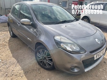 Location: Peterborough - 2012 RENAULT CLIO DYNAMIQUE TOMTOM 16V 5 Door Hatchback REG: RV12AEL, Keys: No, MOT Expiry date: 12/06/2026, 1149 Petrol, 5 Speed Manual Petrol, Former Keepers: 7