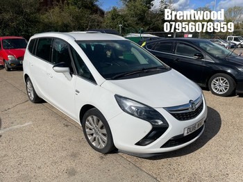Location: Brentwood - 2016 VAUXHALL ZAFIRA TOURER ENERGY TURB MPV REG: DU16WME, Keys: No, MOT Expiry date: 15.06.2026, 1364 Petrol, 6 Speed Manual Petrol, Former Keepers: 5