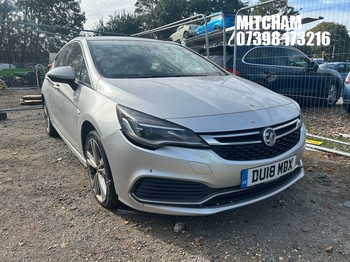 Location: Mitcham - 2018 VAUXHALL ASTRA SRI VX-LINE NAV S/S 5 Door Hatchback REG: DU18MDX, Keys: No, MOT Expiry date: 13/01/2026, 1399 Petrol, 6 Speed Auto Petrol, Former Keepers: 4