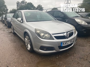 Location: Mitcham - 2008 VAUXHALL VECTRA SRI 5 Door Hatchback REG: KA57VUG, Keys: No, MOT Expiry date: 14/03/2026, 1796 Petrol, 5 Speed Manual Petrol, Former Keepers: 6