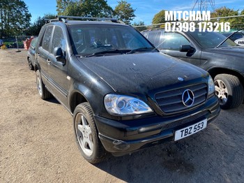 Location: Mitcham - 1999 MERCEDES ML 320 AUTO Estate REG: TBZ553, Keys: No, MOT Expiry date: 30/12/2025, 3199 Petrol, 5 Speed Auto Petrol, Former Keepers: 5