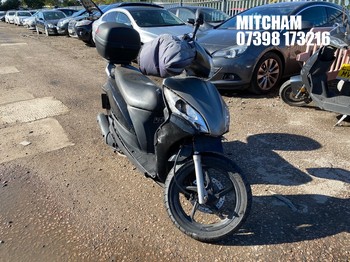 Location: Mitcham - 2014 HONDA NSC 50 E-E Motorcycle REG: LC14NUE, Keys: No, MOT Expiry date: 14/03/2026, 49 Petrol, Automatic, Former Keepers: 5