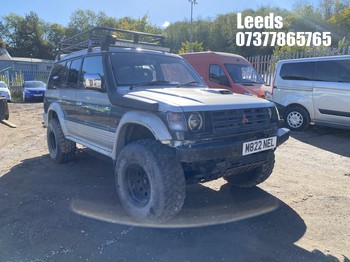 Location: Leeds - 1995 MITSUBISHI PAJERO 5 Door Hatchback REG: M822NEL, Keys: No, MOT Expiry date: 17-03-2026, 2830 Diesel, AUTO, Former Keepers: 12