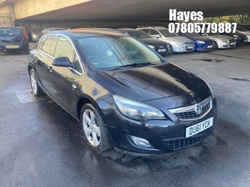 Location: Hayes - 2011 VAUXHALL ASTRA SRI 5 Door Hatchback REG: DU61YCK, Keys: No, MOT Expiry date: 21/06/2026, 1598 Petrol, 5 Speed Manual Petrol, Former Keepers: 7