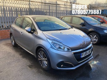 Location: Hayes - 2019 PEUGEOT 208 SIGNATURE S/S 5 Door Hatchback REG: FJ19LNT, Keys: No, MOT Expiry date: 08/03/2027, 1199 Petrol,, Former Keepers: 4