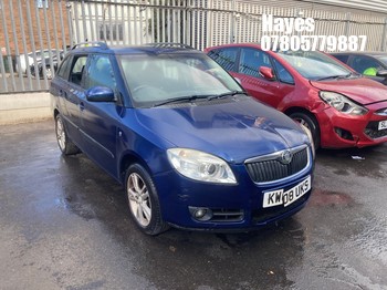 Location: Hayes - 2008 SKODA FABIA 3 16V 105 AUTO Estate REG: KW08UKS, Keys: No, MOT Expiry date: 05/04/2026, 1598 Petrol, 5 Speed Auto Petrol, Former Keepers: 8