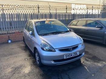 Location: Hayes - 2004 HONDA JAZZ SE CVT 5 Door Hatchback REG: SV04ZDL, Keys: No, MOT Expiry date: 31/03/2026, 1339 Petrol, Variable Speed Auto Petrol, Former Keepers: 6