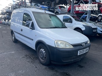 Location: Stapleford - 2009 VAUXHALL COMBO 1700 CDTI Car Derived Van REG: DU09UUW, Keys: Yes, MOT Expiry date: 06/05/2027, 1248 Diesel, 5 Speed Manual Diesel, Former Keepers: 4