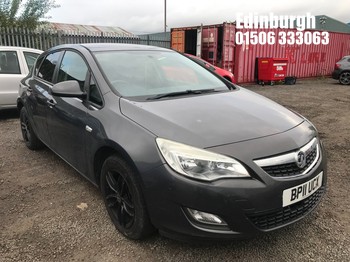 Location: Edinburgh - 2011 VAUXHALL ASTRA EXCLUSIV 98 5 Door Hatchback REG: BP11UCX, Keys: No, MOT Expiry date: 14/02/2027, 1398 Petrol, 5 Speed Manual Petrol, Former Keepers: 7