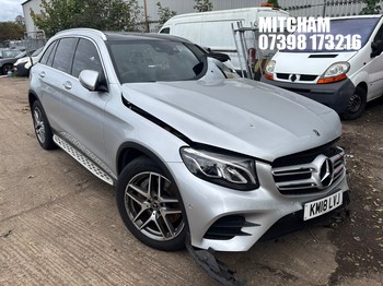 Location: Mitcham - 2018 MERCEDES-BENZ GLC 220 D 4M AMG LINE PRE Estate REG: KM18LVJ, Keys: No, MOT Expiry date: 30/04/2027, 2143 Diesel, 9 Speed Auto Diesel, Former Keepers: 3