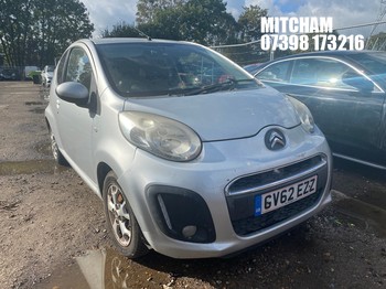 Location: Mitcham - 2013 CITROEN C1 VTR+ 3 Door Hatchback REG: GV62EZZ, Keys: No, MOT Expiry date: 19/12/2025, 998 Petrol, 5 Speed Manual Petrol, Former Keepers: 5