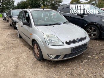 Location: Mitcham - 2004 FORD FIESTA GHIA AUTO 5 Door Hatchback REG: LC54XDA, Keys: No, MOT Expiry date: 17/06/2025, 1596 Petrol, 4 Speed Auto Petrol, Former Keepers: 8