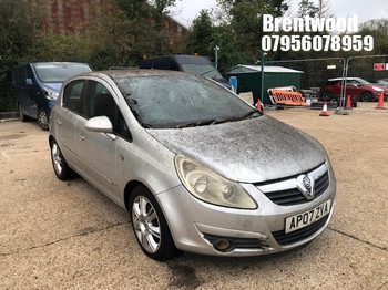 Location: Brentwood - 2007 VAUXHALL CORSA DESIGN 5 Door Hatchback REG: AP07ZVA, Keys: No, MOT Expiry date: 25/08/2026, 1364 Petrol, 5 Speed Manual Petrol, Former Keepers: 7