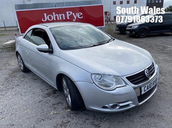 Location: South Wales - 2010 VOLKSWAGEN EOS SE TSI S/C Convertible REG: CA10KHB, Keys: No, MOT Expiry date: 18/09/2025, 1390 Petrol, 6 Speed Manual Petrol, Former Keepers: 6