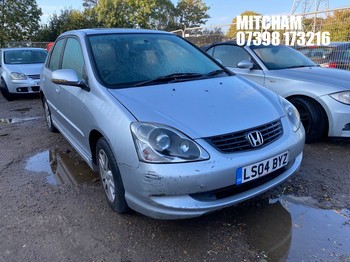 Location: Mitcham - 2004 HONDA CIVIC VTEC EXECUTIVE 5 Door Hatchback REG: LS04BYZ, Keys: No, MOT Expiry date: 25/11/2026, 1590 Petrol, 5 Speed Manual Petrol, Former Keepers: 2