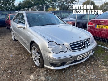 Location: Mitcham - 2002 MERCEDES C32 AMG 4 Door Saloon REG: HJ52XZA, Keys: No, MOT Expiry date: 25/11/2025, 3199 Petrol, 5 Speed Auto Petrol, Former Keepers: 6