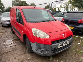 Location: Mitcham - 2012 PEUGEOT PARTNER 625 S L1 HDI Panel Van REG: KM12YFS, Keys: No, MOT Expiry date: 17/07/2027, 1560 Diesel, 5 Speed Manual Diesel, Former Keepers: 1