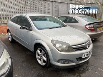 Location: Hayes - 2006 VAUXHALL ASTRA SRI 3 Door Hatchback REG: NV56TAU, Keys: No, MOT Expiry date: 21/11/2025, 1796 Petrol, 5 Speed Manual Petrol, Former Keepers: 7