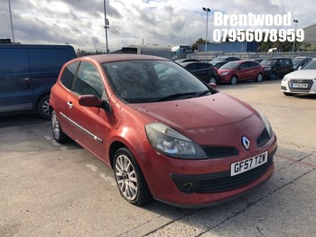 Location: Brentwood - 2008 RENAULT CLIO DYNAMIQUE S TUR 100 3 Door Hatchback REG: GF57TZW, Keys: No, MOT Expiry date: 04.11.2025, 1149 Petrol, 5 Speed Manual Petrol, Former Keepers: 8