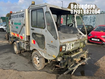 Location: Belvedere - 2003 SCARAB 3.5 Street Cleansing REG: GJ52OFX, 2776cc Diesel, Automatic, Former Keepers: 3, Keys: No, MOT Expiry date: