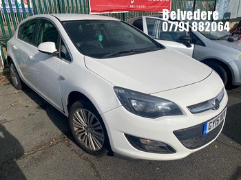 Location: Belvedere - 2015 VAUXHALL ASTRA EXCITE CDTI ECOFLEX 5 Door Hatchback REG: GY15XUV, Keys: No, MOT Expiry date: 13/06/2026, 1598 Diesel, 6 Speed Manual Diesel, Former Keepers: 6