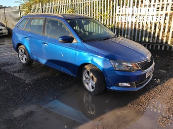 Location: Edinburgh - 2015 SKODA FABIA SE L TSI Estate REG: SN15ZWS, Keys: No, MOT Expiry date: 24/03/2025, 1197 Petrol, 5 Speed Manual Petrol, Former Keepers: 1