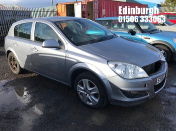 Location: Edinburgh - 2011 VAUXHALL ASTRA ACTIVE 5 Door Hatchback REG: ST60TNV, Keys: Yes, MOT Expiry date: 29/07/2026, 1364 Petrol, 5 Speed Manual Petrol, Former Keepers: 4