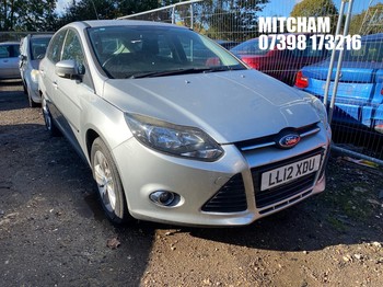 Location: Mitcham - 2012 FORD FOCUS ZETEC 125 AUTO 5 Door Hatchback REG: LL12XDU, Keys: No, MOT Expiry date: 07/01/2027, 1596 Petrol, 6 Speed Auto Petrol, Former Keepers: 4