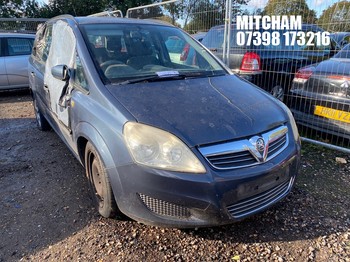 Location: Mitcham - 2009 VAUXHALL ZAFIRA LIFE MPV REG: LG09FBB, Keys: No, MOT Expiry date: 18/08/2025, 1598 Petrol, 5 Speed Manual Petrol, Former Keepers: 5