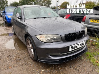 Location: Mitcham - 2007 BMW 120I SE AUTO 5 Door Hatchback REG: NA57WMZ, Keys: No, MOT Expiry date: 27/10/2026, 1995 Petrol, 6 Speed Auto Petrol, Former Keepers: 10