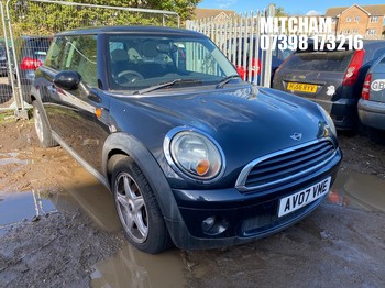 Location: Mitcham - 2007 MINI ONE 3 Door Hatchback REG: AV07VME, Keys: No, MOT Expiry date: 11/11/2026, 1397 Petrol, 6 Speed Manual Petrol, Former Keepers: 8