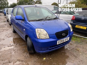 Location: Mitcham - 2006 KIA PICANTO GS 5 Door Hatchback REG: EO06KYC, Keys: No, MOT Expiry date: 28/05/2026, 999 Petrol, 5 Speed Manual Petrol, Former Keepers: 5