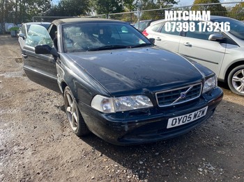Location: Mitcham - 2005 VOLVO C70 T GT AUTO Convertible REG: OY05WZW, Keys: No, MOT Expiry date: 24/07/2026, 2435 Petrol, 5 Speed Auto Petrol, Former Keepers: 4