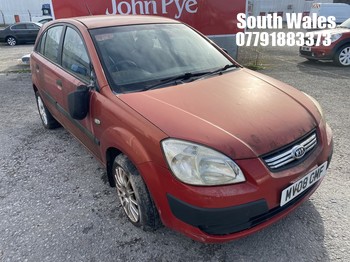Location: South Wales - 2008 KIA RIO ICE CRDI 5 Door Hatchback REG: MV08CMF, Keys: No, MOT Expiry date: 07/08/2026, 1493 Diesel, 5 Speed Manual Diesel, Former Keepers: 9