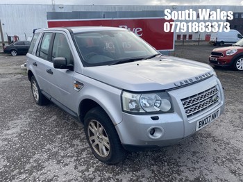 Location: South Wales - 2007 LAND ROVER FREELANDER SE TD4 Estate REG: BK07NNT, Keys: No, MOT Expiry date: 03/12/2025, 2179 Diesel, 6 Speed Manual Diesel, Former Keepers: 5