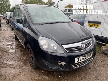 Location: Mitcham - 2012 VAUXHALL ZAFIRA EXCLUSIV MPV REG: OV62DHP, Keys: No, MOT Expiry date: 05/08/2027, 1598 Petrol, 5 Speed Manual Petrol, Former Keepers: 4