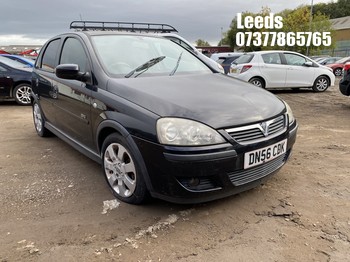 Location: Leeds - 2006 VAUXHALL CORSA SXI+ 16V 5 Door Hatchback REG: DN56CDK, Keys: No, MOT Expiry date: 29-01-2026, 1364 Petrol, 5 Speed Manual Petrol, Former Keepers: 4