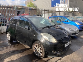 Location: Hayes - 2007 TOYOTA YARIS ZINC 5 Door Hatchback REG: YT07ADZ, Keys: No, MOT Expiry date: 06/02/2026, 1296 Petrol, 5 Speed Manual Petrol, Former Keepers: 3