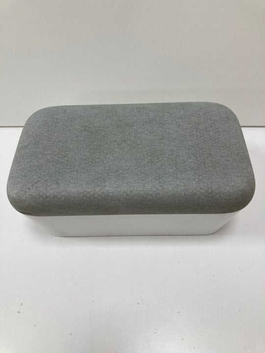 GOOGLE H0B SPEAKER IN WHI