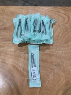 Lot 26  
            Birmingham - Collection Only 

                
ASSORTMENT OF STAINLESS STEEL DENTAL EXTRACTORS