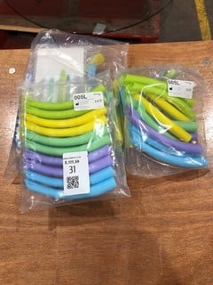 Lot 31  
            Birmingham - Collection Only 

                
ASSORTMENT OFDENTAL SUCTION TUBES IN VARIOUS SIZES AND COLOURS