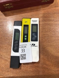 Lot 33  
            Birmingham - Collection Only 

                
ASSORTMENT OFWATER PH METERS AND TDS & EC METER