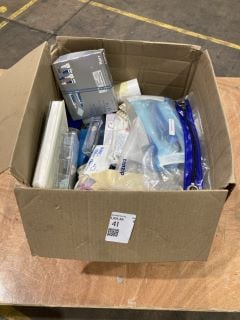 Lot 41  
            Birmingham - Collection Only 

                
ASSORTMENT OF DENTIST TOOLS INCLUDING HENRY SCHEIN BRISTLE BRUSHES APPROX.50