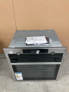 Lot 98  
            Nottingham SR8 - Delivery Or Collection 

                
AEG INTEGRATED SINGLE OVEN MODEL: BPE556060M  - EX DISPLAY
