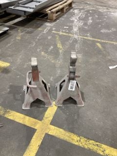 Lot 108  
            Birmingham - Collection Only 

                
AXLE STANDS