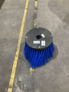 Lot 113  
            Birmingham - Collection Only 

                
ROAD SWEEPING BRUSHES