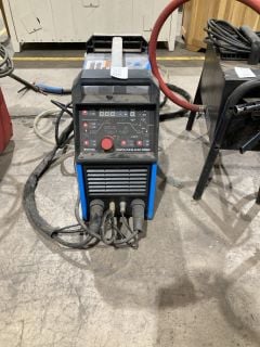 Lot 140  
            Birmingham - Collection Only 

                
SHERMAN DIGITIG PULSE AC/DC 2000D WIG WELDING MACHINE